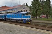 24.06.2015 - Klatovy: 754.006-5 v čele Rx 776 ''Pancíř'' Praha hl.n. - Žel.Ruda-Alžbětín (foto z Rx 778) © Jiří Řechka