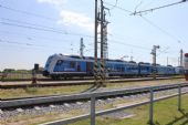 25.06.2015 - ZC VUZ Velim: jednotka 660.101-7 + 662.101-5 + 064.101-9 + 662.201-3 + 661.101-6 přijíždí z okruhu kolem T 478.1010 © PhDr. Zbyněk Zlinský