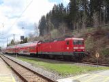 Feldberg-Bärental, lokomotiva ř. 143 s ex-východoněmeckými vozy, 30.4.2015 © Jiří Mazal