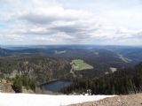 Jezero Feldsee z Feldbergu, 30.4.2015 © Jiří Mazal