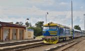 25.7.2015 - Dolní Bousov: 749.039, vlaková souprava MBŽS/AŽD © Jiří Řechka