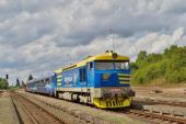 25.7.2015 - Libuň: 749.039, vlaková souprava MBŽS/AŽD © Jiří Řechka