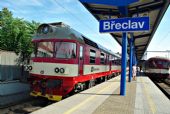 16.7.2015 - Břeclav: Odstavený 854 209-4 © Ondrej Krajňák