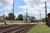 30.07.2015 - Velký Osek: 362.164-6 projíždí v čele odklonového R 984/10144 ''Svratka'' Brno hl.n. - Praha hl.n. © PhDr. Zbyněk Zlinský