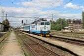 30.07.2015 - Velký Osek: 162.011-1/80-30 031-6 (961.031-2) přijíždí jako 17 minut zpožděný R 789 Ústí n.L. západ - Kolín © PhDr. Zbyněk Zlinský