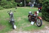 29.08.2015 - Hradec Králové, Smetanovo nábř.: motocykly AJS z roku 1917 a Nimbus z roku 1951 © PhDr. Zbyněk Zlinský