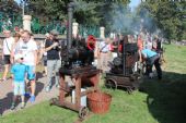 29.08.2015 - Hradec Králové, Smetanovo nábř.: tyto tzv. stacionární parní stroje jsou paradoxně pohyblivé, ale ne samohybné © PhDr. Zbyněk Zlinský