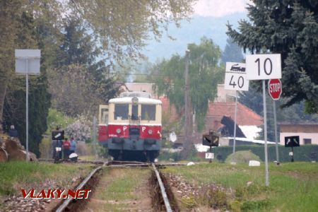 Pohľad z diaľky do stanice Topoľčianky; 1.5.2015, © Jano Čúzy