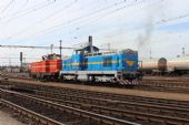 26.09.2015 - Hradec Králové hl.n.: dvojice T 466.007 (735.007-7) + T 444.162 (726.062-3) si jede pro soupravu Hv 10019 směr Letohrad © PhDr. Zbyněk Zlinský