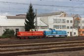 26.09.2015 - Hradec Králové hl.n.: dvojice T 444.162 (726.062-3) + T 466.007 (735.007-7) od Hv 10018 z Letohradu zajíždí do depa © PhDr. Zbyněk Zlinský