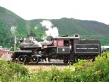 11.7.2015- Garibaldi, OR- rušeň 4- 4t The Curtiss Lumber Co.#2 z r.1910 v čele turistického vlaku © Juraj Földes 