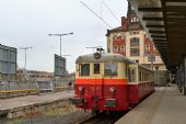 29.11.2015 - Praha hl.n.: M 262.1117 KŽC © Jiří Řechka