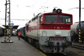 22.01.2015 - Trebišov: 757 002-1 na čele R 443 Bohemia do Humenného © Ondrej Krajňák