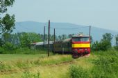 04.06.2015 - Milhostov: Historický vlak akcie Dieseltour © Ondrej Krajňák