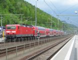 09.05.2013 - Bad Schandau: průvodkyní přehlédnutý vlak linky S1 do Drážďan © Dominik Havel