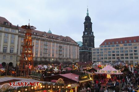 01.12.2014 - Drážďany: atmosféra na adventních trzích na náměstí Altmarkt © Dominik Havel