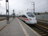 10.2.2016 - Erfurt hl.n.: vlak ICE 1558 odjíždí do Wiesbadenu © Marek Vojáček