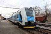 25.02.2016 - žst. Smiřice: 440.011-5/441.011-4 odjíždí jako Os 6204 Pardubice hl.n. - Jaroměř © PhDr. Zbyněk Zlinský