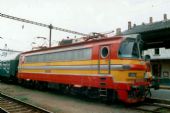 21.8.1995 - Štúrovo: Laminátka 240 015-8 © Ondrej Krajňák