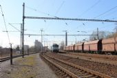 25.02.2016 - žst. Smiřice: 750.702-3 projíždí v čele R 925 ''Cidlina'' Praha hl.n. - Trutnov hl.n. © PhDr. Zbyněk Zlinský