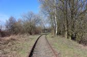 27.03.2016 - Hradec Kr.-Březhrad, vlečka Průmstav: první kolej na dohled © PhDr. Zbyněk Zlinský