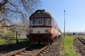 21.04.2016 - žst. Ostroměř: souprava 854.213-6/80-29 204-2 (954.204-4) odjíždí jako Sp 1805 Kolín - Trutnov hl.n. © PhDr. Zbyněk Zlinský