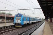 27.06.2016 - Kolín: 80-30 015-9 (961.015-5) v čele Os 5005 Kolín - Česká Třebová, na postrku 163.065-6 © PhDr. Zbyněk Zlinský