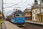 27.06.2016 - Cerhenice: 123.015-0 s nákladním vlakem od Kolína © Jiří Řechka