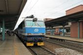 27.06.2016 - Pardubice hl.n.: 150.213-7 v čele R 893 ''Velehrad'' Praha hl.n. - Staré Město u Uherského Hradiště © Karel Furiš