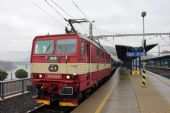 28.11.2013 - Ústí n.L. hl.n.: 371.003-5 v čele opožděného EC 378 ''Slovenská strela'' Bratislava hl.st. - Stralsund Hbf © PhDr. Zbyněk Zlinský