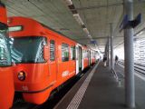 Bern: elektrická jednotka mandarinli řady Be 4/8 50 RBS stojí na konečné stanici linky S7 Worb Dorf, 25.6.2014 © Jan Přikryl