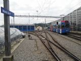 Bern: tramvaj dopravce RBS řady Be 4/10 89 z poloviny 80 let přijíždí kolem depa na konečnou linky 6 Worb Dorf, 25.6.2014 © Jan Přikryl