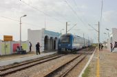 01.06.2016 - station Mahdia Z.T.: 10-31-824-2/10-31-823-4 + 10-31-831-7/10-31-832-5 přijíždí jako vlak 5/22-71 Tunis - Mahdia © PhDr. Zbyněk Zlinský