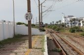 01.06.2016 - station Mahdia Z.T.: EMU 04 jako vlak 542 Mahdia - Sousse Bab Jedid opouští severní zhlaví ... © PhDr. Zbyněk Zlinský