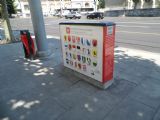 Ženeva: znaky všech švýcarských kantonů na Place de Cornavin u nádraží, 26.6.2014 © Jan Přikryl