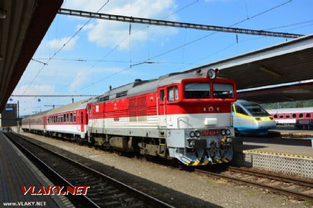 27.5.2016 - Košice: 757 024-5 na čele vlaku REX 905 Starina © Ondrej Krajňák