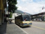 Locarno: autobus Neoplan Transliner z poloviny 90. let dopravce FART stojí ve výchozí zastávce linky 312 u nádraží, 27.6.2014 © Jan Přikryl