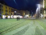 Locarno: na náměstí Piazza grande najdeme jak zachované koleje Centovalliny, tak naznačené kolejiště městských tramvají, 27.6.2014 © Jan Přikryl