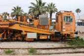 04.06.2016 - gare Mahdia: podbíječka 08-16 COMBI EMV Plasser & Theurer (3454/2010) - detail © PhDr. Zbyněk Zlinský