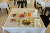 05.06.2016 - hotel Mahdia Palace: moje večeře (po ní přijde ještě zmrzlina) © PhDr. Zbyněk Zlinský