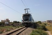 07.06.2016 - Mahdia Zone Touristique: EMU 22 projíždí jako vlak 525 Sousse Bab Jedid - Mahdia © PhDr. Zbyněk Zlinský