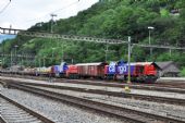 Lokomotivy SBB Am 843.087 a 061 na posunu v Biasce; 02.06.2016 © Pavel Stejskal