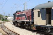 12.06.2016 - gare Mahdia: souprava od vlaku 5-22/59 Tunis - Mahdia posunuje, stroj 91 91 0 000567-8 © PhDr. Zbyněk Zlinský