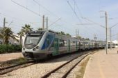 12.06.2016 - gare Mahdia: EMU 03 jako vlak 523 Sousse Bab Jedid - Mahdia na koleji 1 © PhDr. Zbyněk Zlinský