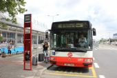 14.06.2016 - Praha-Ruzyně: vůz Citybus č. 3399 nastoupil na spoj 56 linky Airport express ve 12:06, tj. 4 min. před odjezdem © PhDr. Zbyněk Zlinský