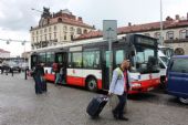 14.06.2016 - Praha hl.n.: Citybus č. 3399 na spoji 56 linky Airport express dorazil do cíle s náskokem 4 min. ve 12:52 © PhDr. Zbyněk Zlinský