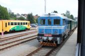 10.09.2016 - Doudleby n.O.: T 435.040 (720.040-5) na postrku Os 10745, vlevo 814.180-6/914.180-5 (foto ze Sp 1954) © PhDr. Zbyněk Zlinský