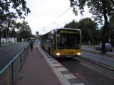 9.8.2016 - Potsdam: kloubové Citaro nás dovezlo na Glienicker Brücke © Dominik Havel