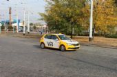 01.10.2016 - Pardubice, nám. Jana Pernera: taxík firmy VB Taxi Pardubice © PhDr. Zbyněk Zlinský