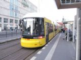 10.8.2016 - Berlín: tramvaj Flexity Berlin na Alexanderplatzu © Dominik Havel